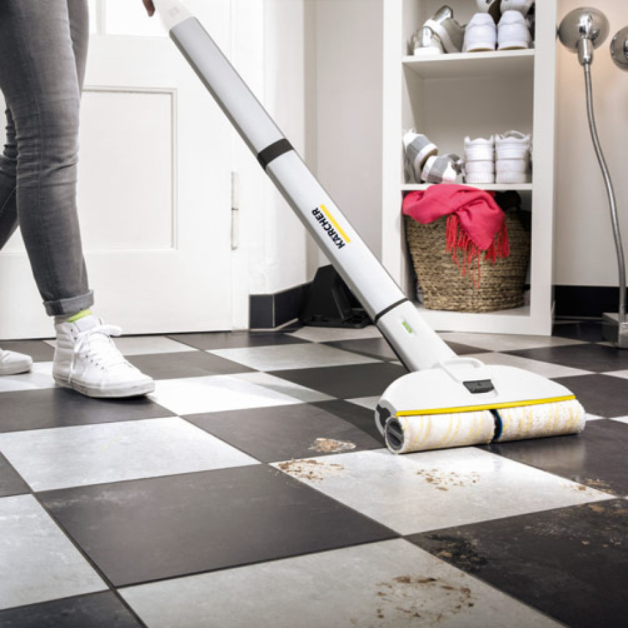 Аппарат для влажной уборки пола Karcher EWM 2 аккумуляторный  - фото7